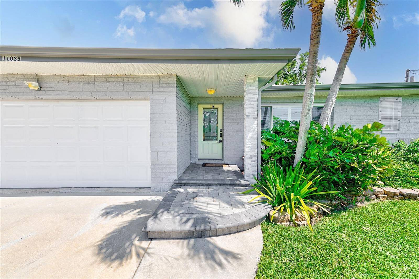 St Petersburg, FL 33708,11035 HURON RD