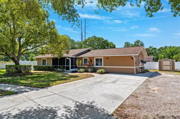 Tarpon Springs, FL 34689,506 SPRING TREE CT