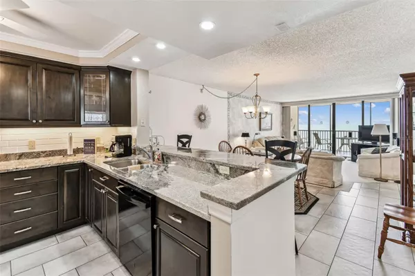 Madeira Beach, FL 33708,15462 GULF BLVD #504