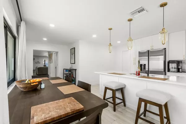 Tampa, FL 33617,8721 N WHITTIER ST