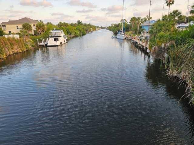 Port Charlotte, FL 33981,13453 MCINTOSH AVE