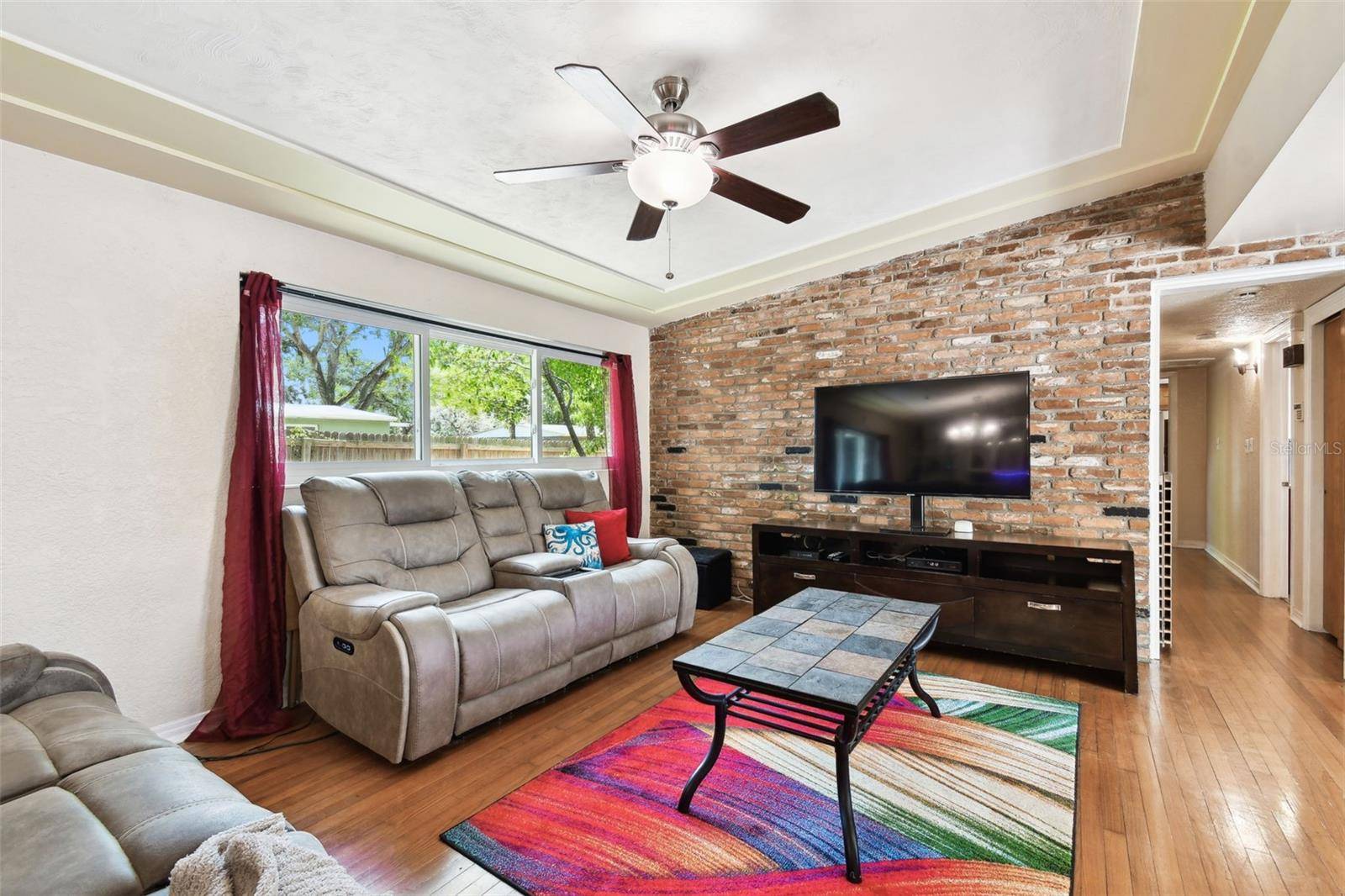 Temple Terrace, FL 33617,422 DUNEDIN CIR