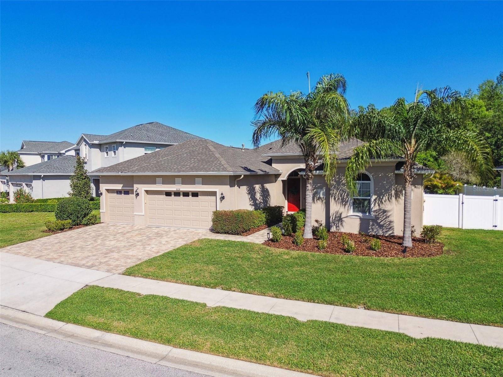 8628 EAGLE BROOK DR, Land O Lakes, FL 34638