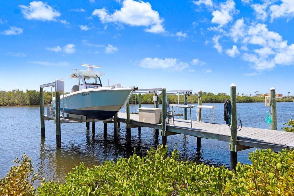 Tarpon Springs, FL 34689,1134 STARFISH LN