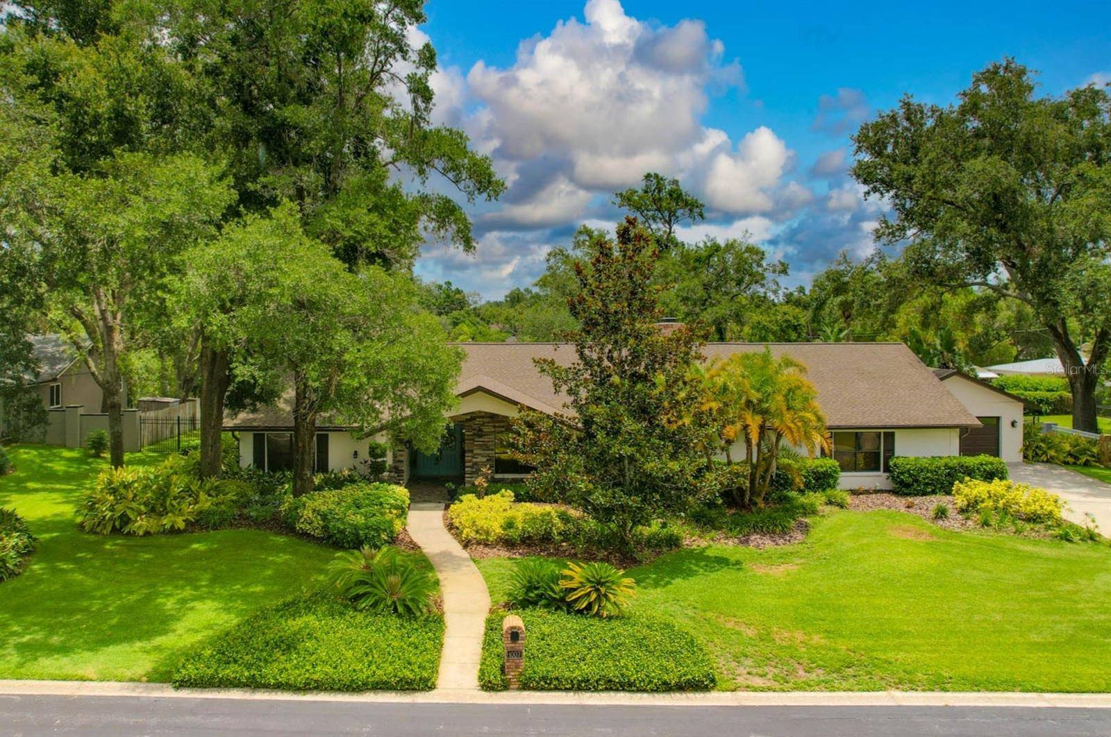 1007 MORFIELD LN, Brandon, FL 33511