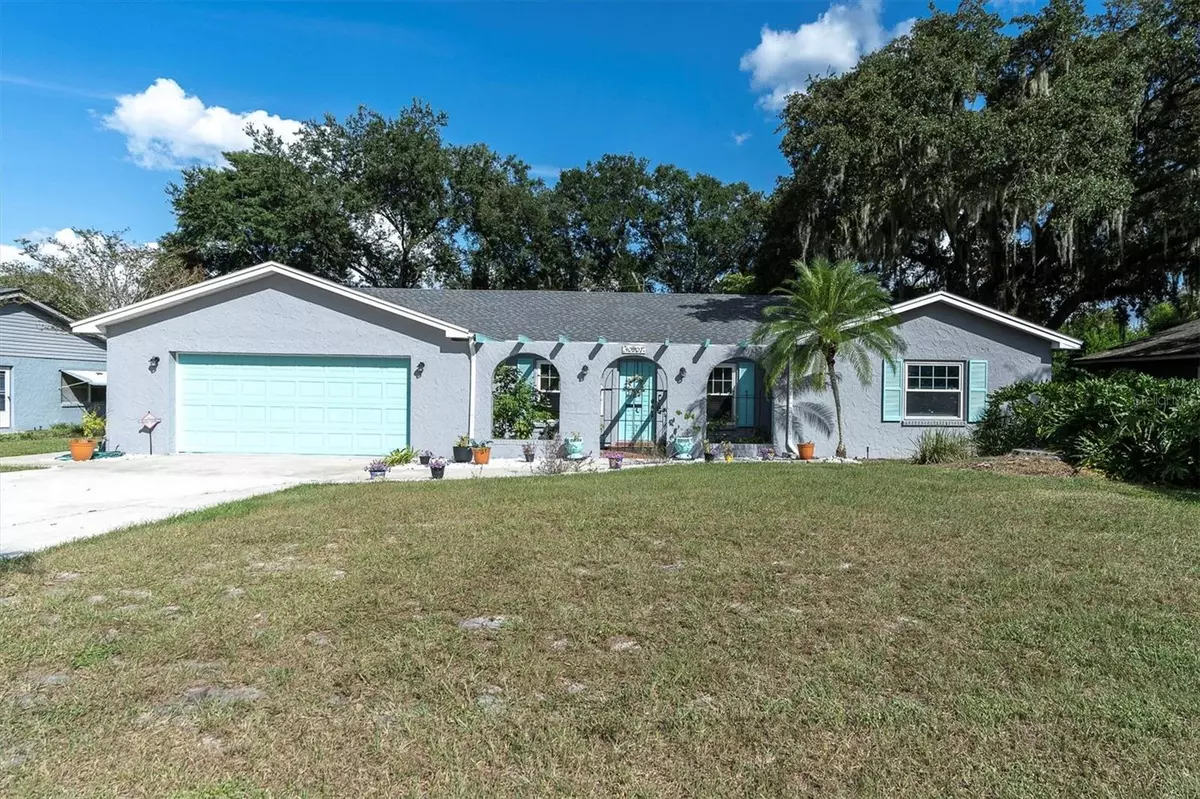 Temple Terrace, FL 33617,10907 KEWANEE DR