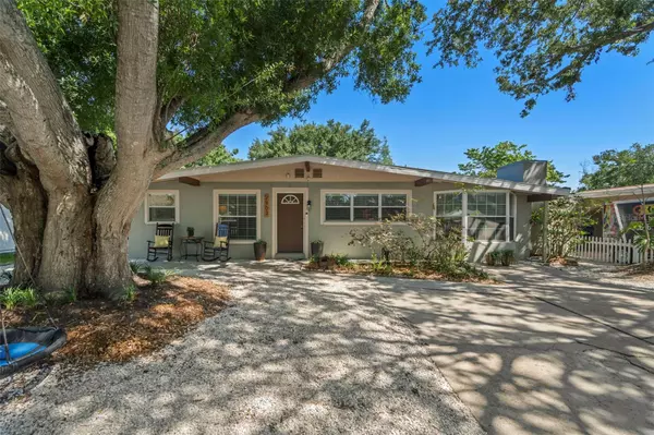 2903 W PAXTON AVE, Tampa, FL 33611