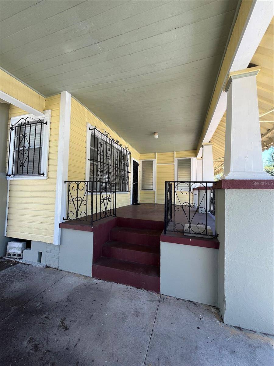 Tampa, FL 33610,5005 N 15TH ST