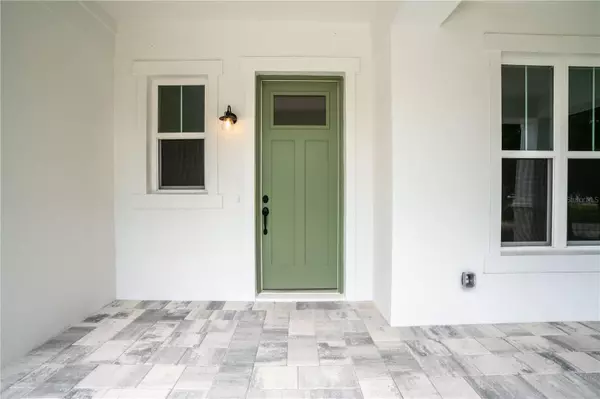 Tampa, FL 33611,4307 RENELLIE DR S
