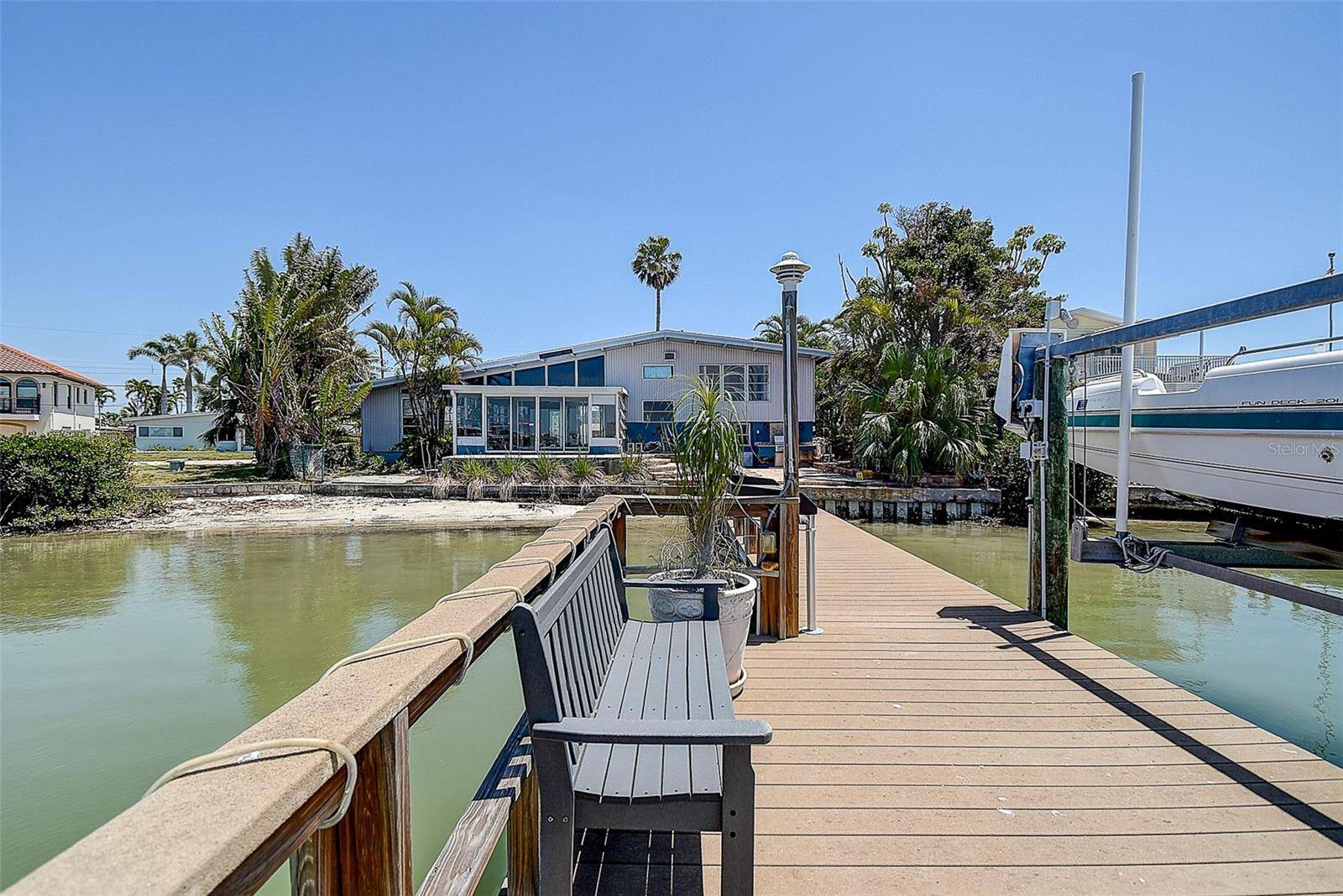 Madeira Beach, FL 33708,712 SUNSET CV