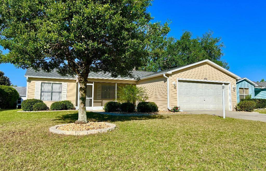 404 SAN MARINO DR, Lady Lake, FL 32159