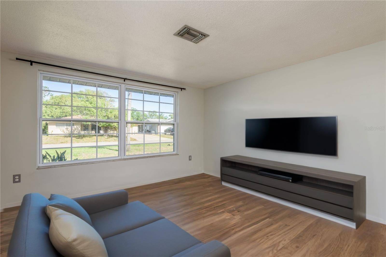 Port Richey, FL 34668,10137 OLEANDER DR