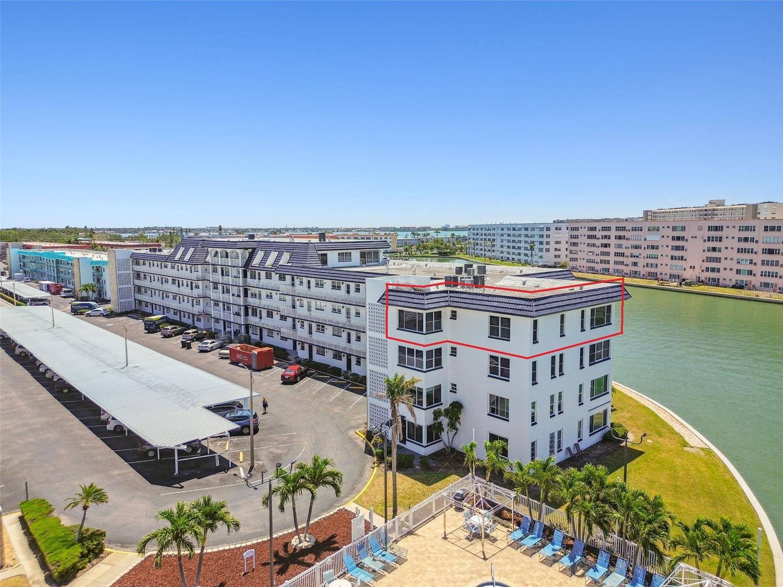 Gulfport, FL 33707,5960 30TH AVE S #414