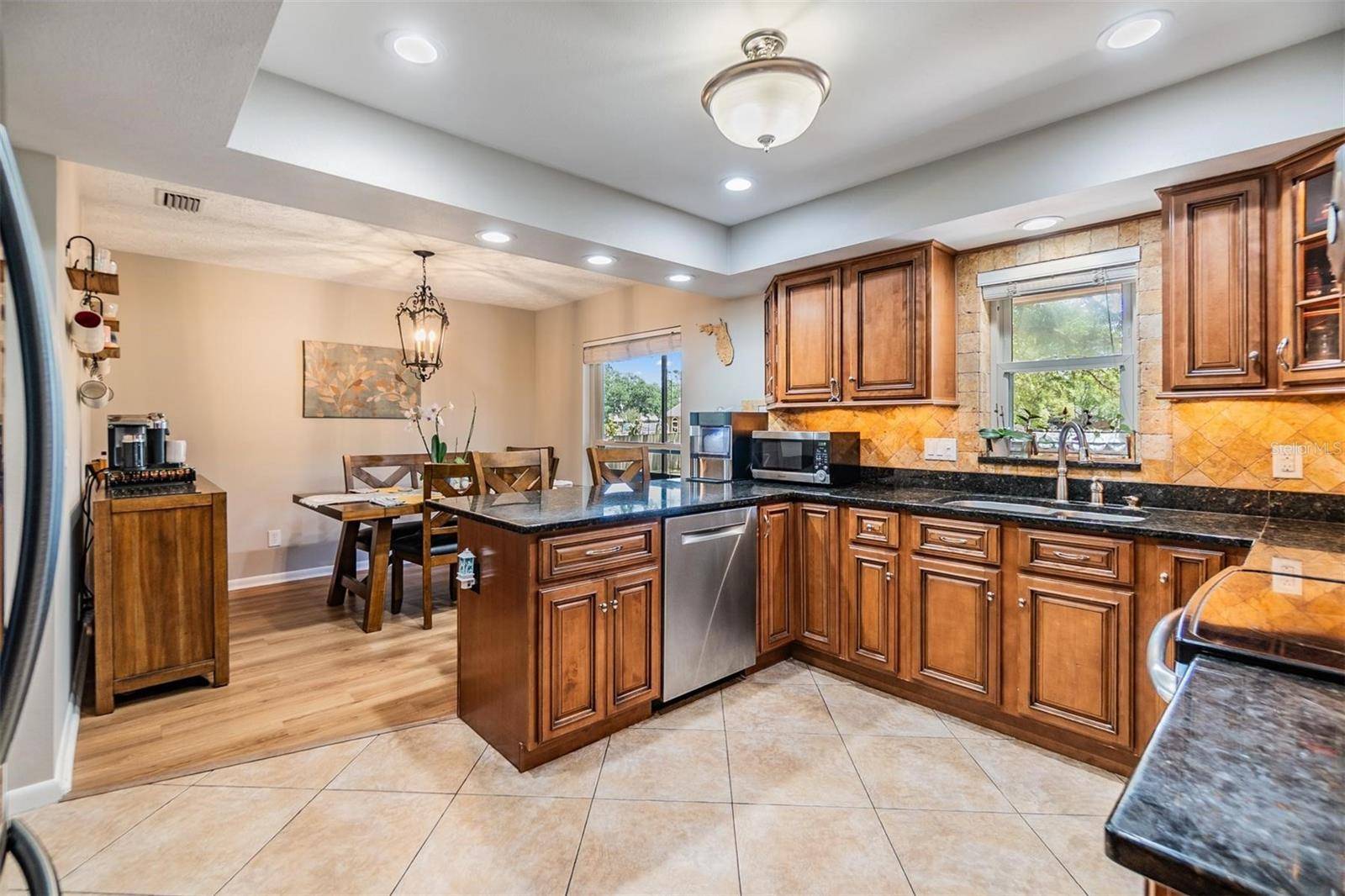 Wesley Chapel, FL 33544,6821 MARY LOU LN