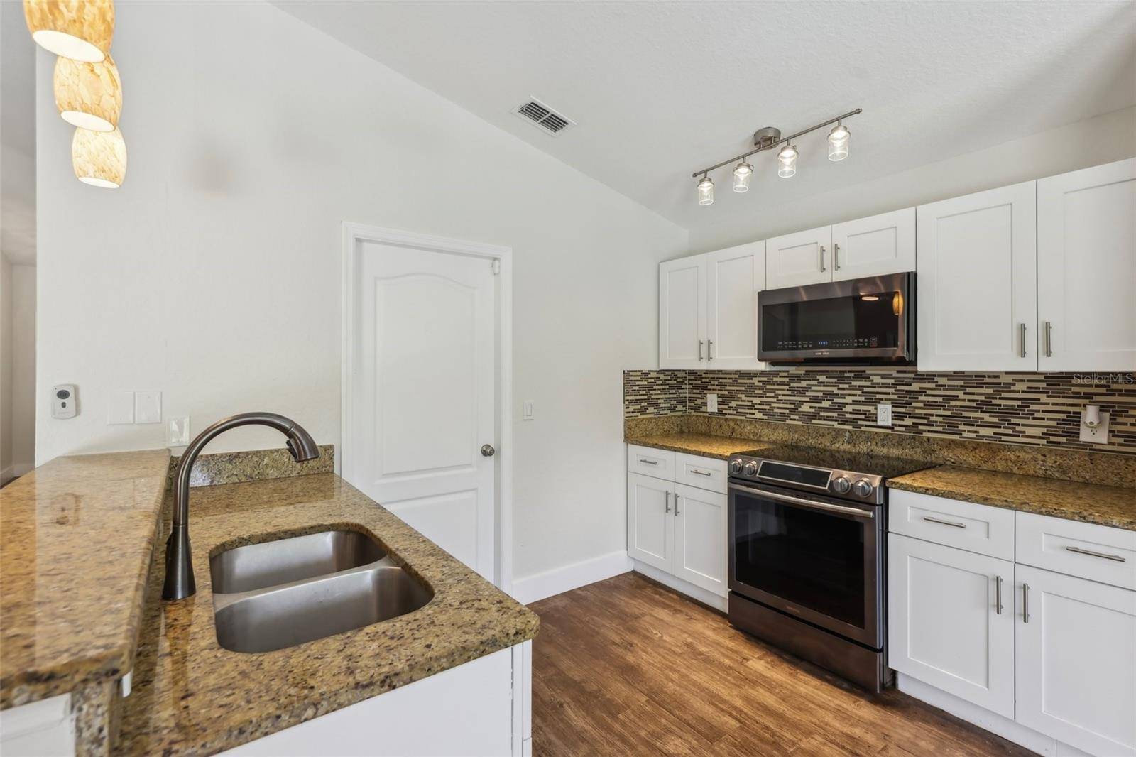 Clermont, FL 34714,1410 SILVER COVE DR