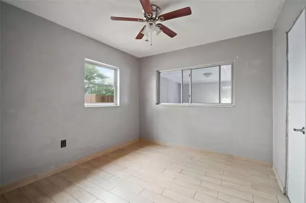 Pinellas Park, FL 33781,7141 56TH ST N