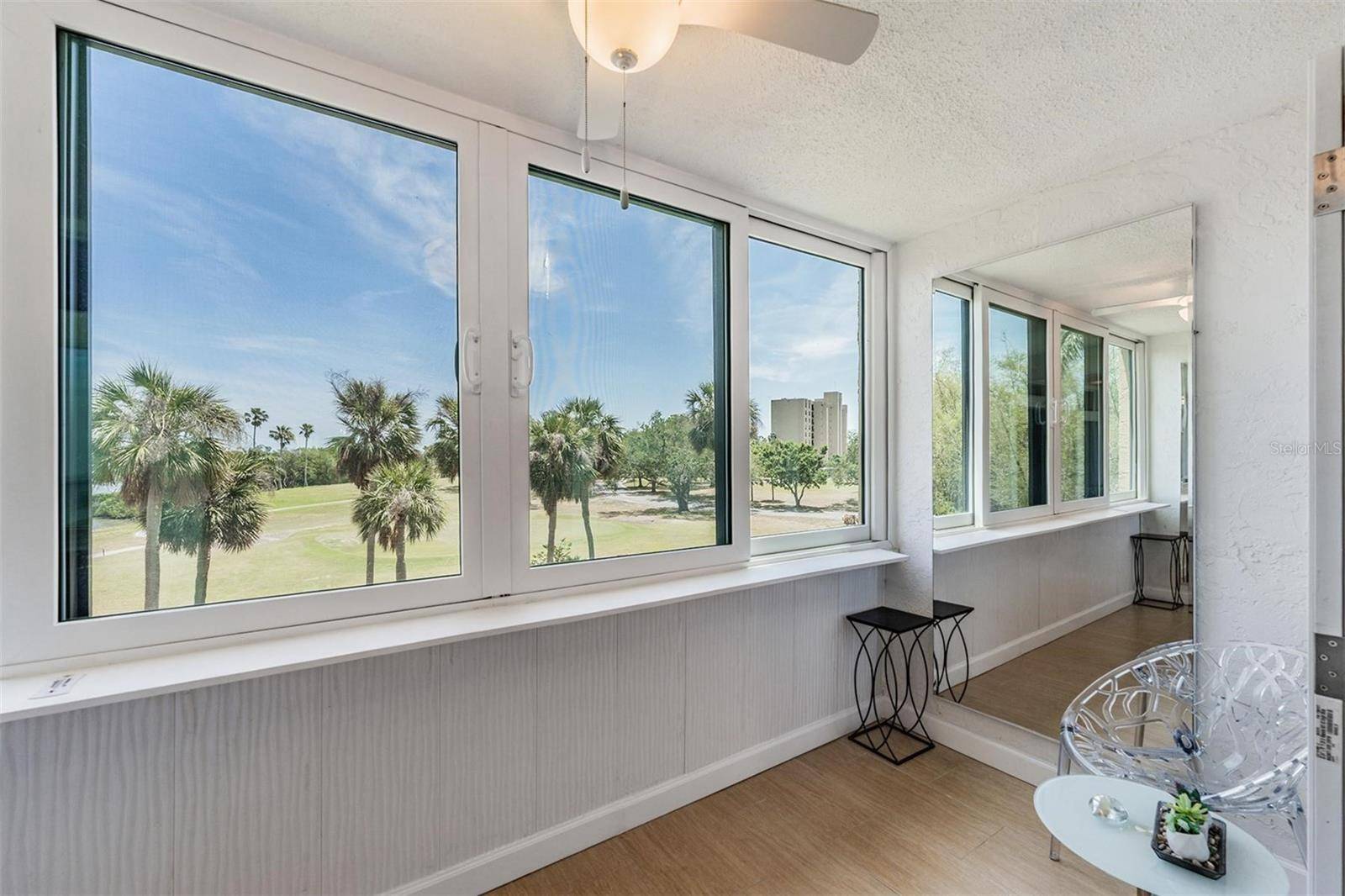 Clearwater, FL 33760,2616 COVE CAY DR #301