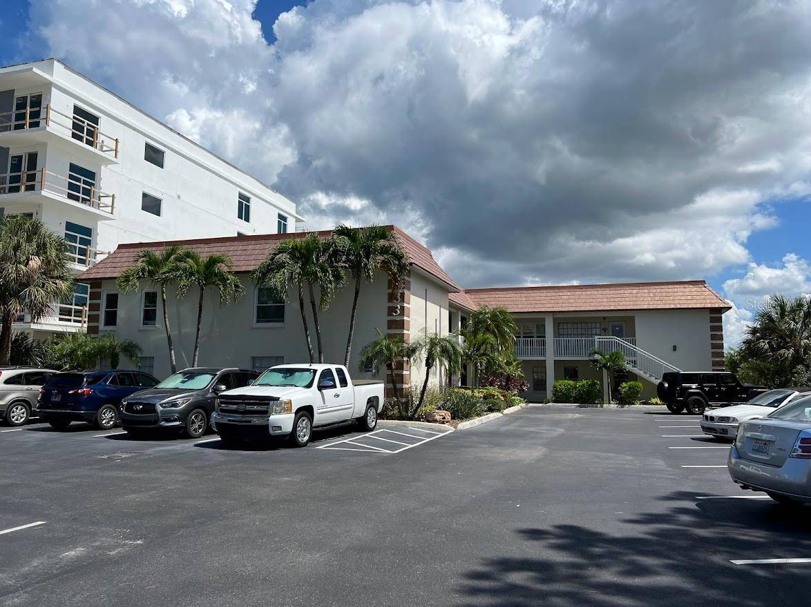 Clearwater Beach, FL 33767,333 ISLAND WAY #203