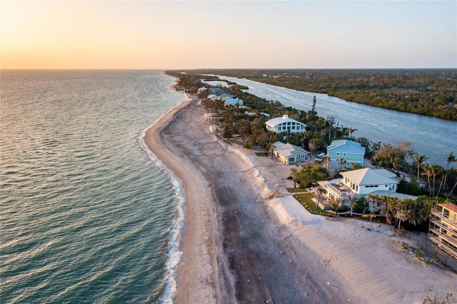 Englewood, FL 34223,770 N MANASOTA KEY RD