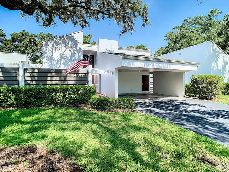 4137 NORTHMEADOW CIR, Tampa, FL 33618