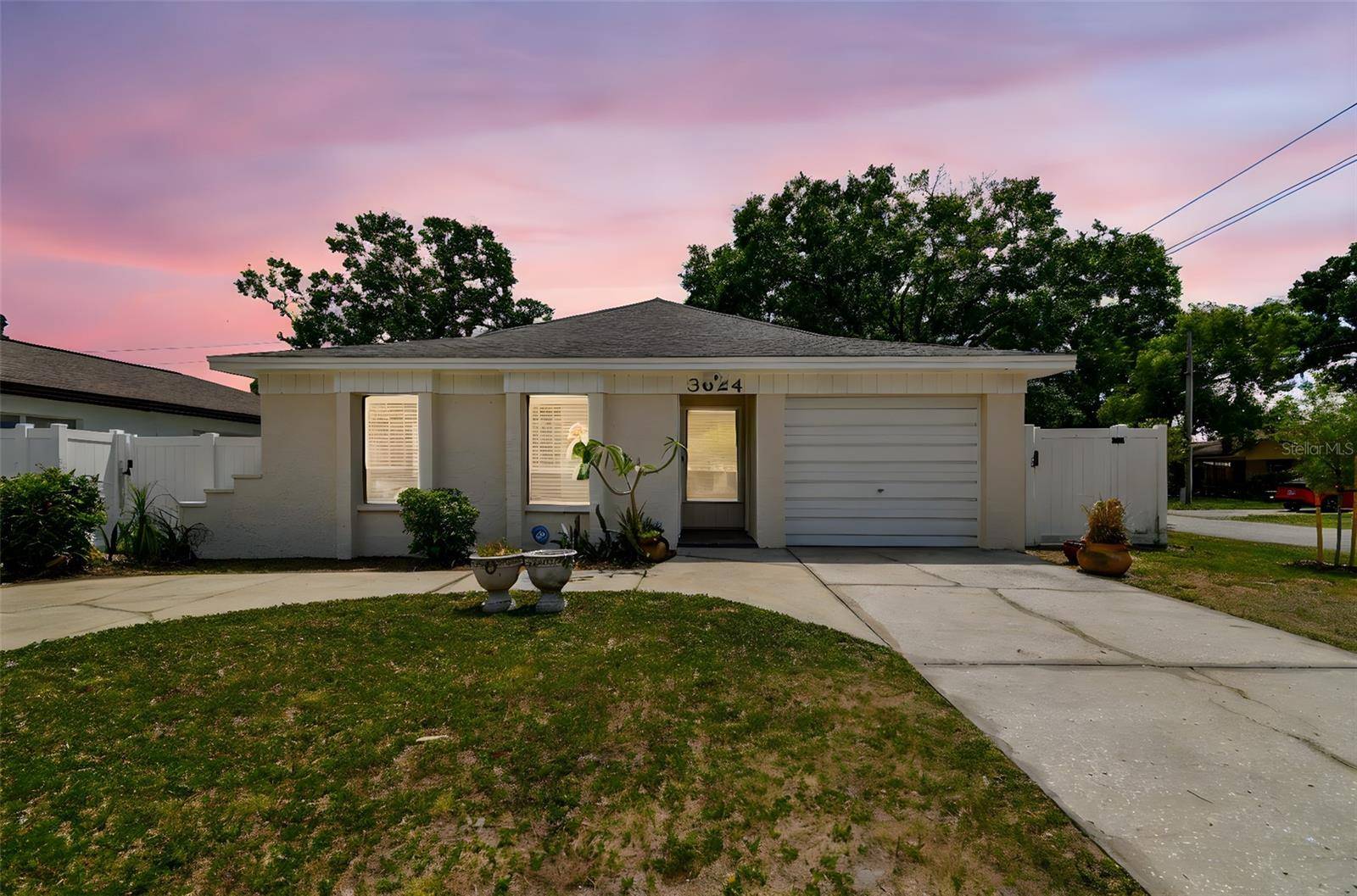3624 W CARMEN ST,  Tampa,  FL 33609