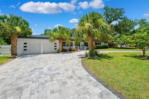 8231 31ST TER N, St Petersburg, FL 33710