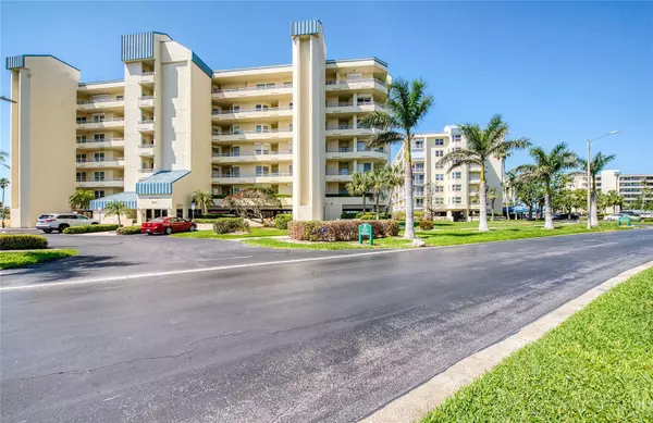 South Pasadena, FL 33707,7872 SAILBOAT KEY BLVD S #306