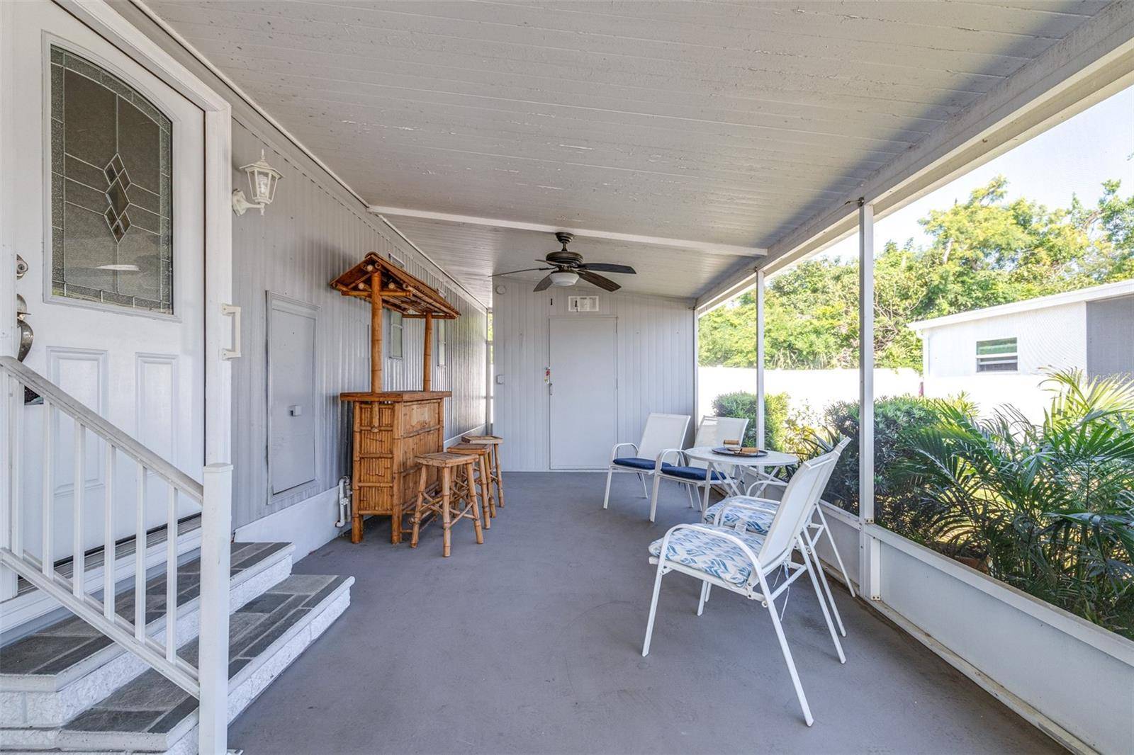 Largo, FL 33773,10300 HOLIDAY LN #361