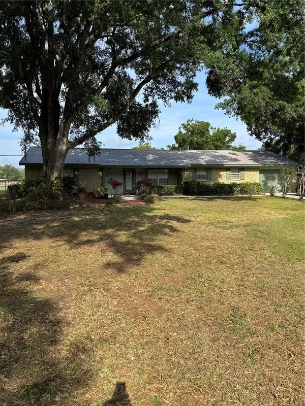 125 S WIGGINS RD, Plant City, FL 33566