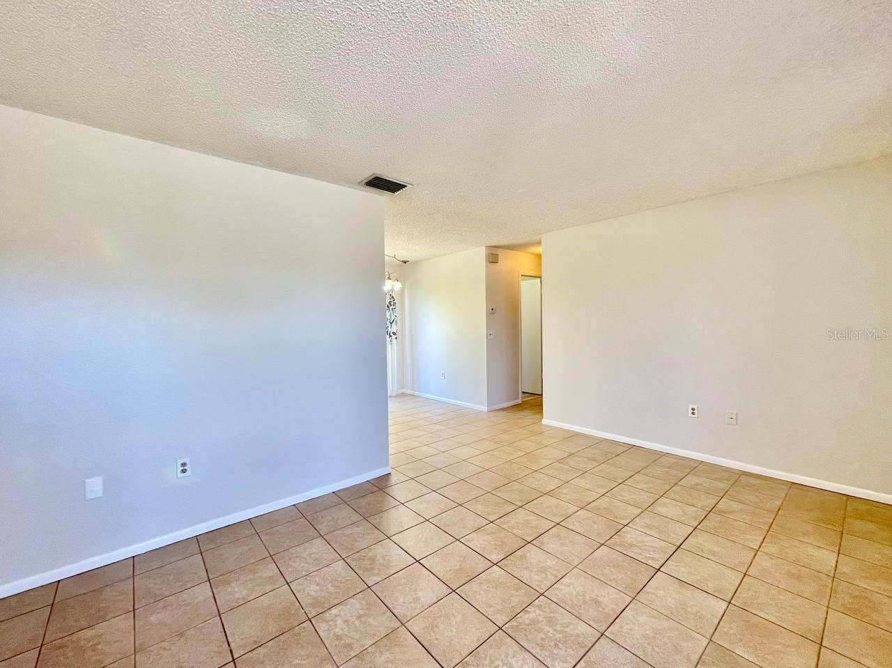 Holiday, FL 34691,2625 NARCISSUS DR
