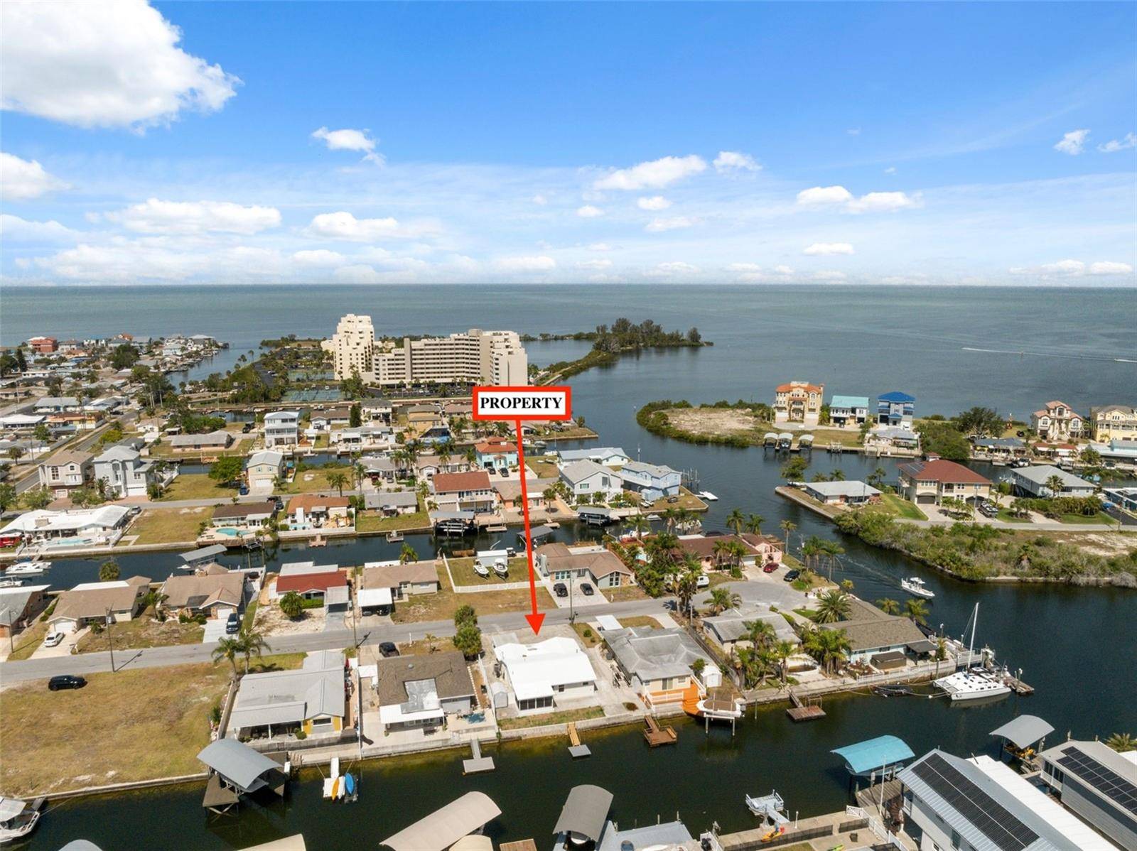 Hudson, FL 34667,13810 MALCOLM AVE