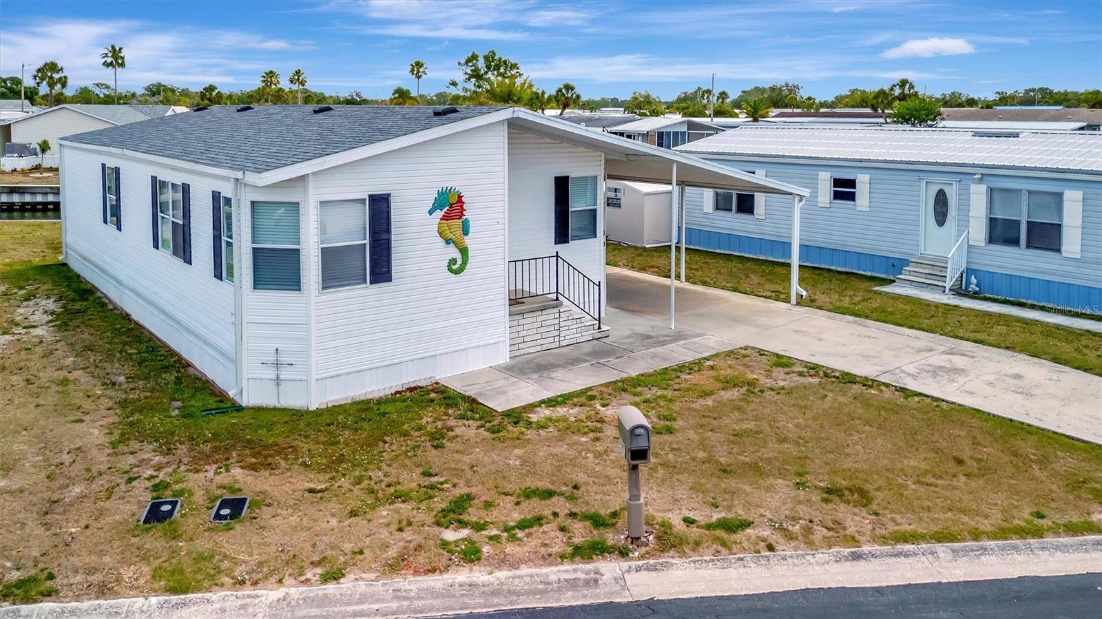 Apollo Beach, FL 33572,119 E SAINT JOHNS WAY