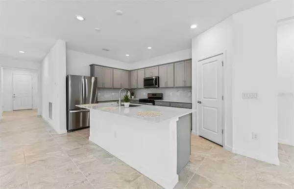 Parrish, FL 34219,9966 TRELLIS VINE WAY