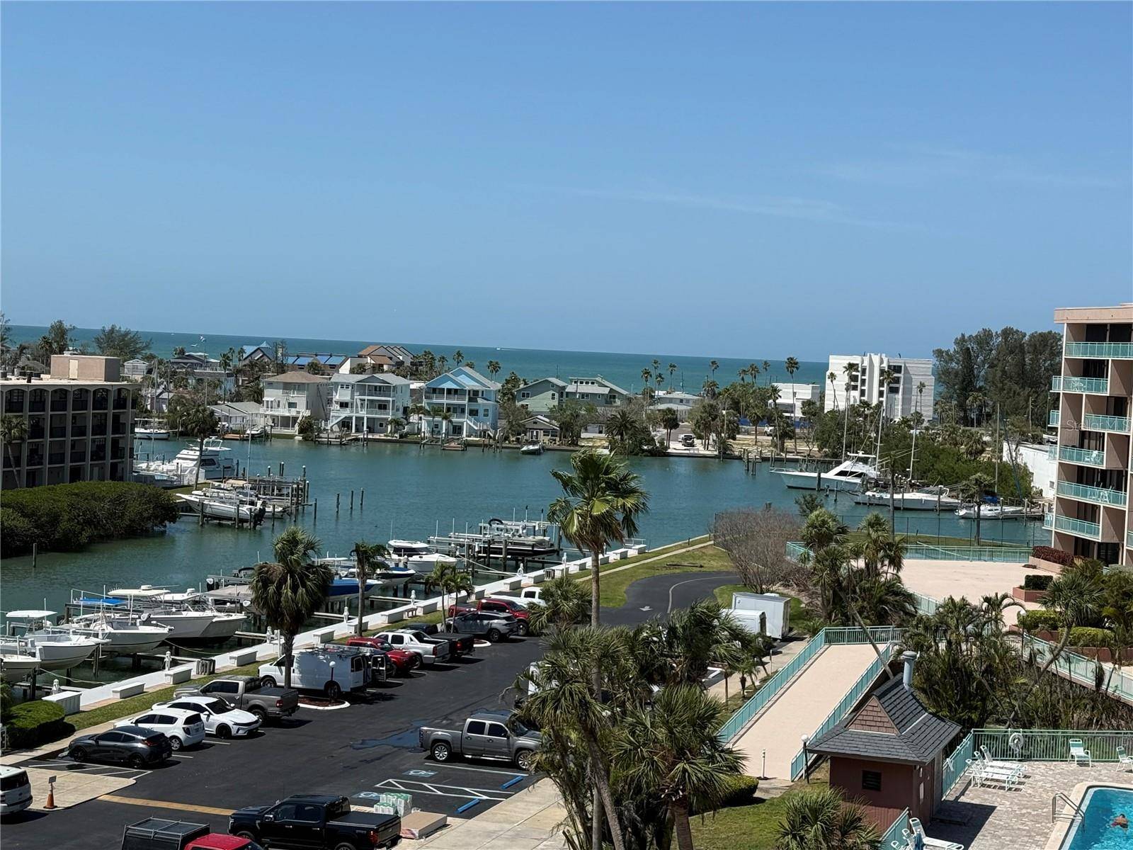 Treasure Island, FL 33706,1 KEY CAPRI #608E