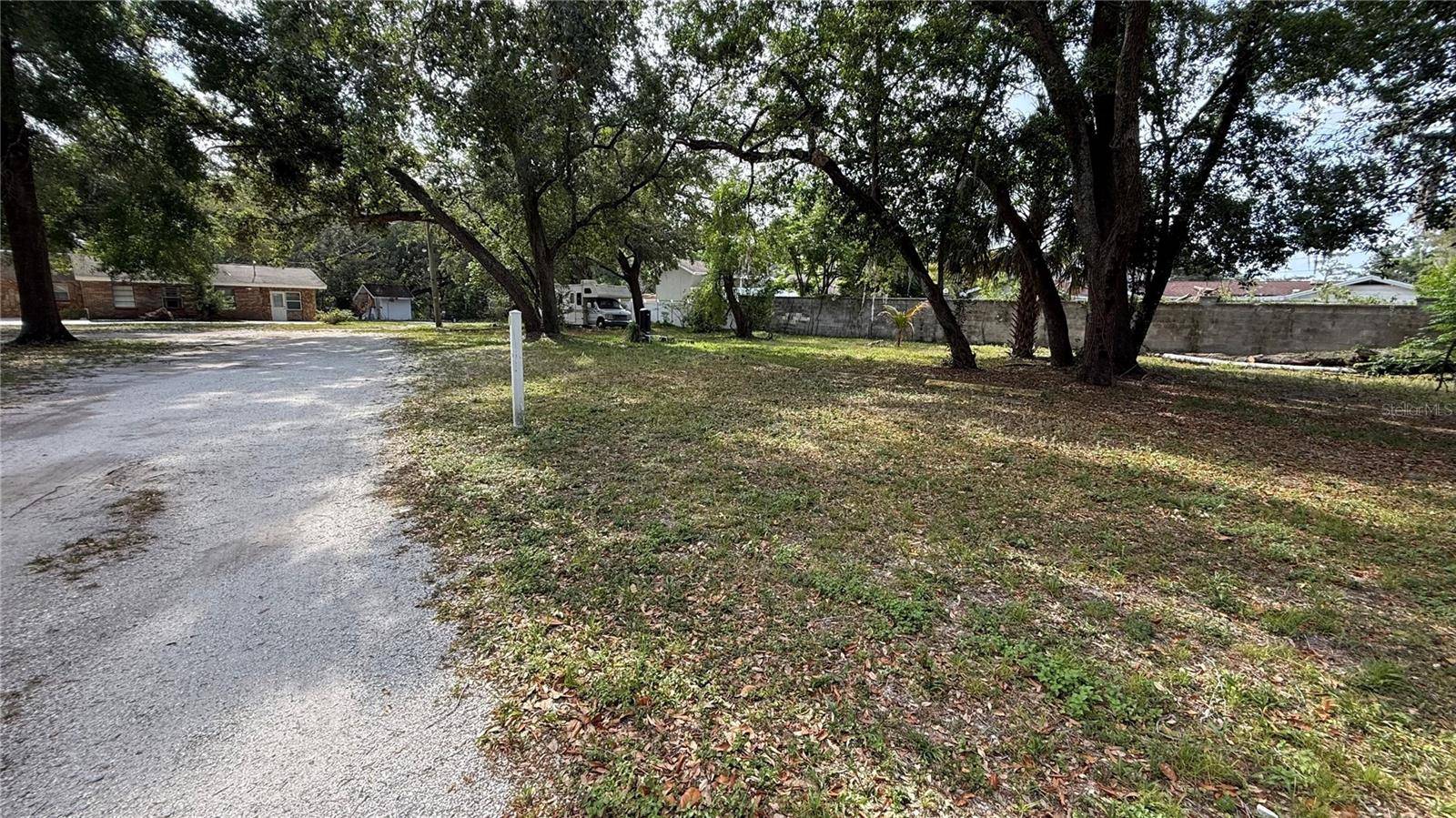 Tampa, FL 33612,11727 N OLA AVE
