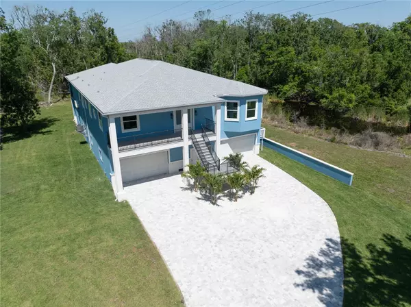 Tarpon Springs, FL 34688,1033 HAMMOCK CIR
