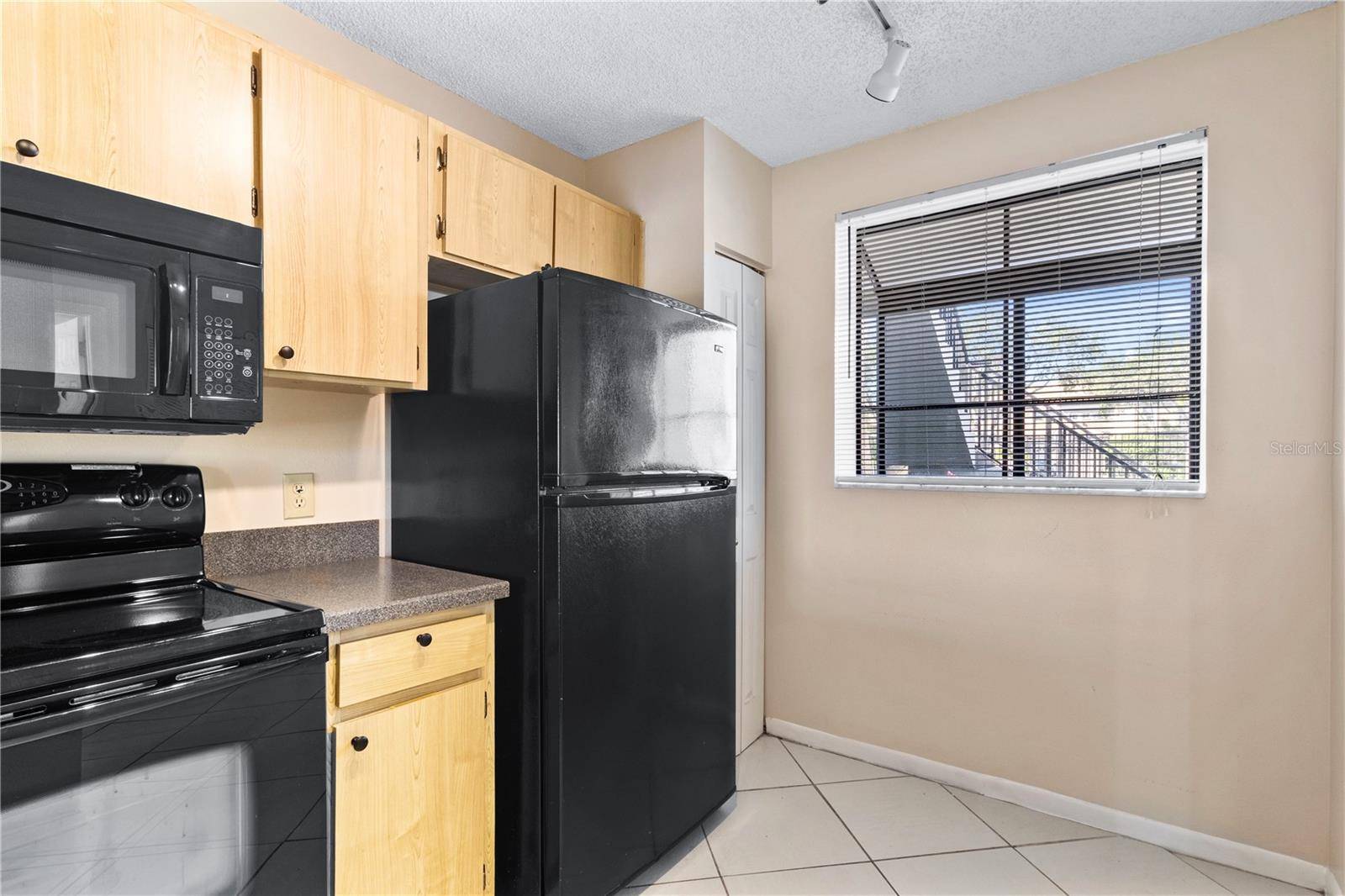 Clearwater, FL 33762,2073 SKIMMER CT W #211