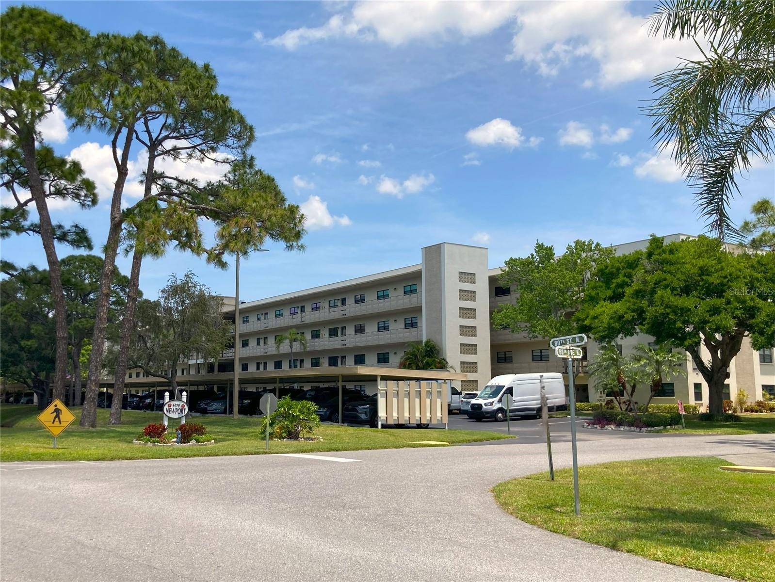 St Petersburg, FL 33709,6070 80TH ST N #308