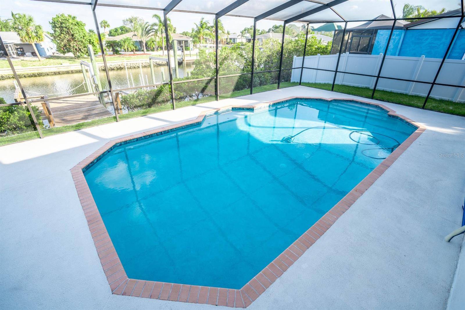 Apollo Beach, FL 33572,6509 DOLPHIN COVE DR