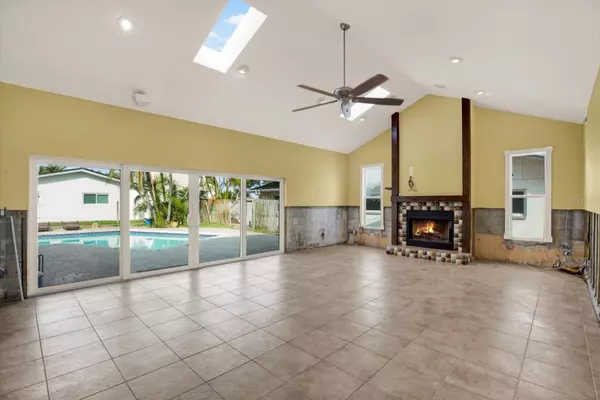 Treasure Island, FL 33706,680 CAPRI BLVD