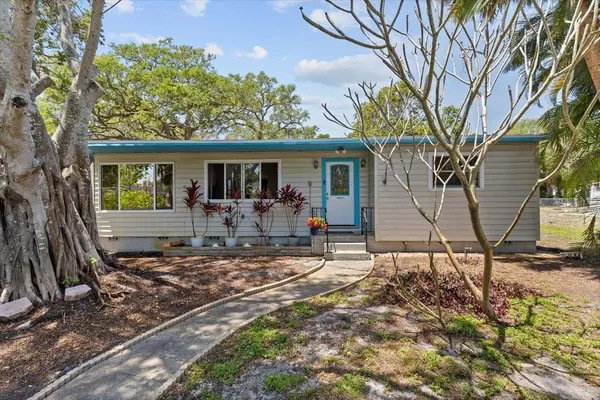 Gulfport, FL 33707,3025 50TH ST S