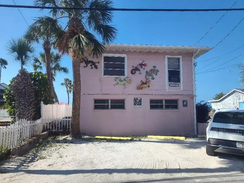 12609 SUNSHINE LN, Treasure Island, FL 33706