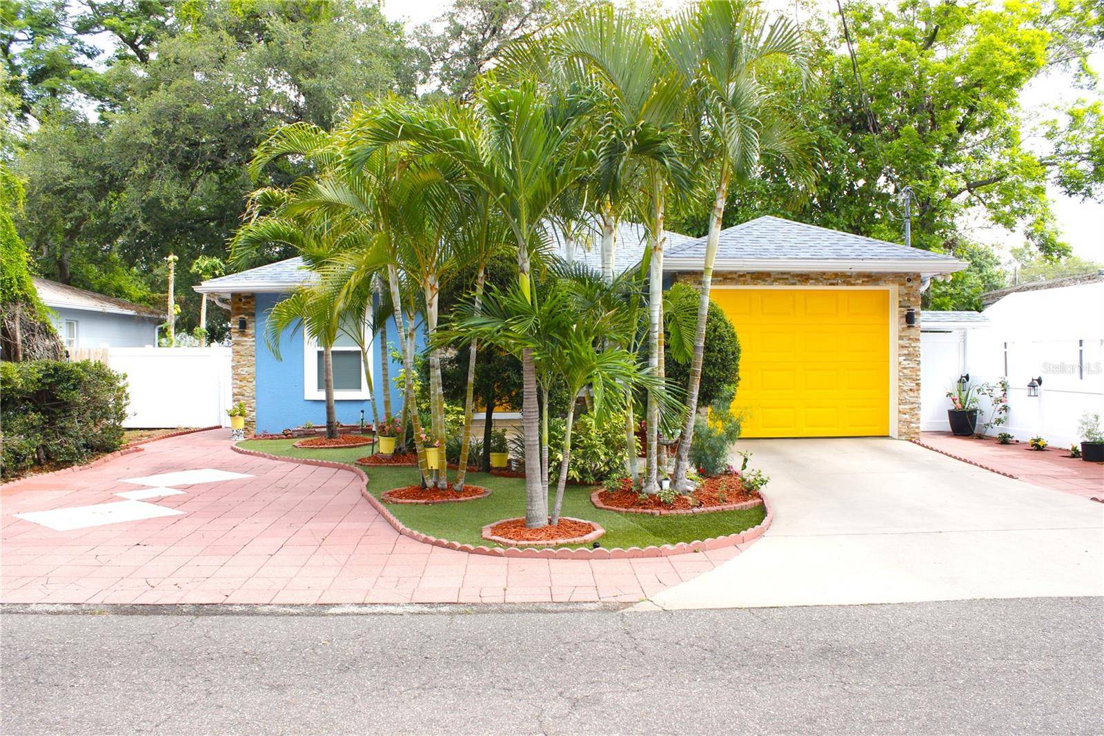 Tampa, FL 33610,3306 E CHELSEA ST