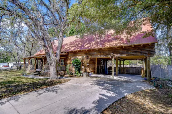 Zephyrhills, FL 33542,4126 BURROWS RD