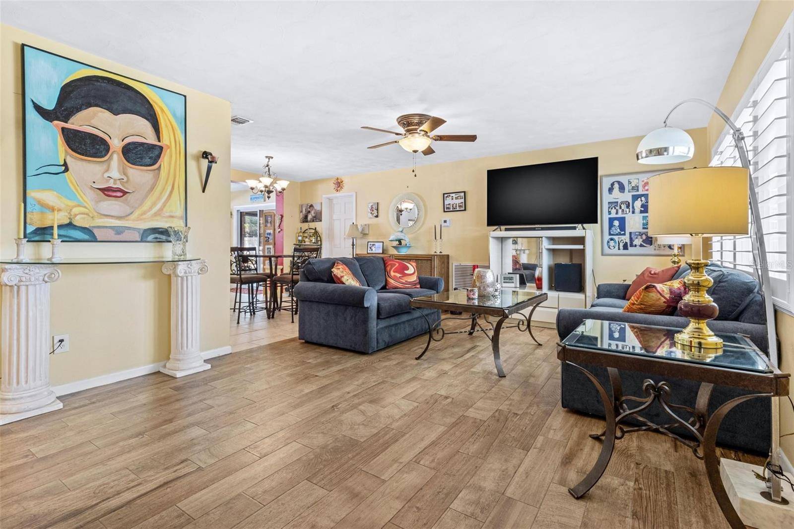 Largo, FL 33774,10448 HETRICK CIR W