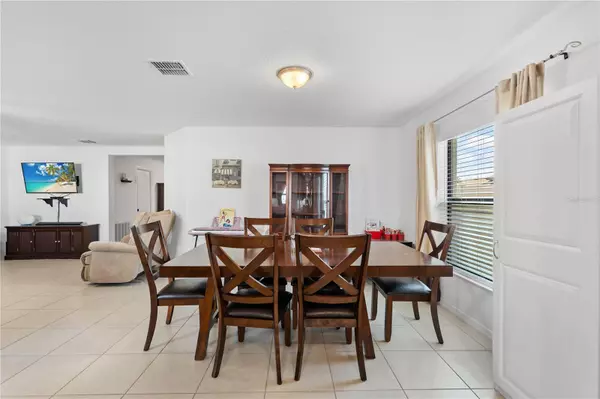Ruskin, FL 33570,1102 WYNNMERE WALK AVE