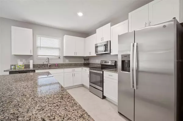 Ruskin, FL 33570,1823 MOON CACTUS CT