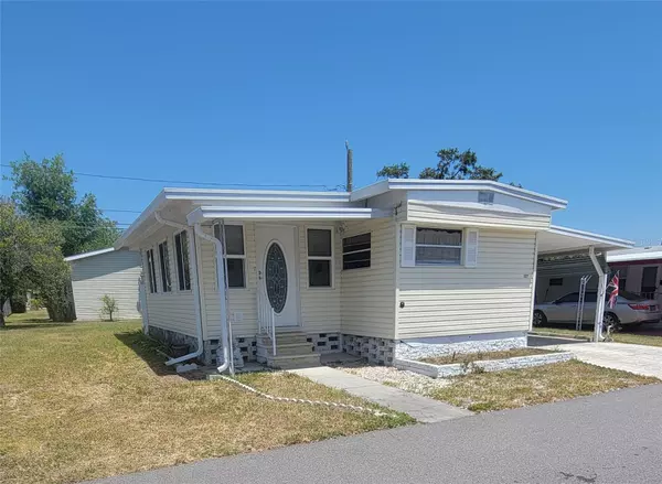 585 SKY HARBOR DR #327, Clearwater, FL 33759