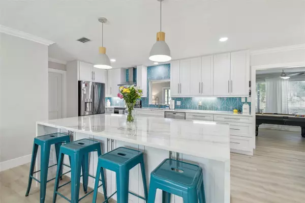 Tampa, FL 33634,3922 FONTAINEBLEAU DR