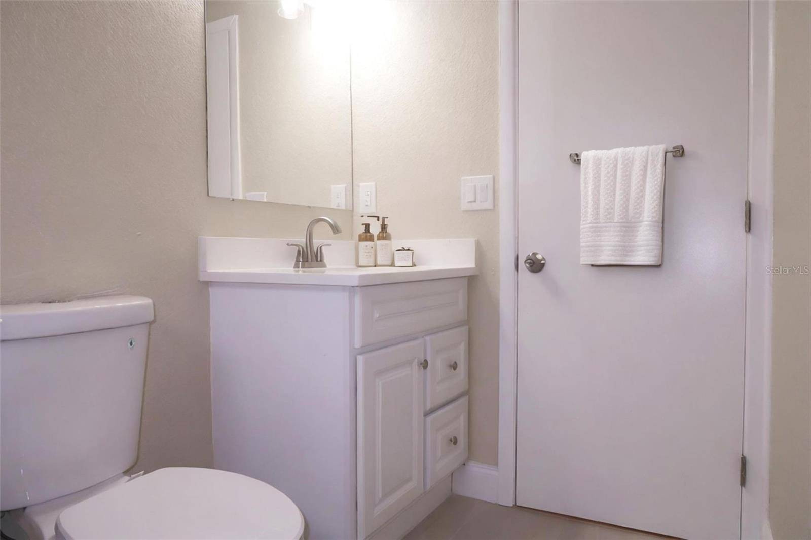 New Port Richey, FL 34653,7160 LENAPE CIR